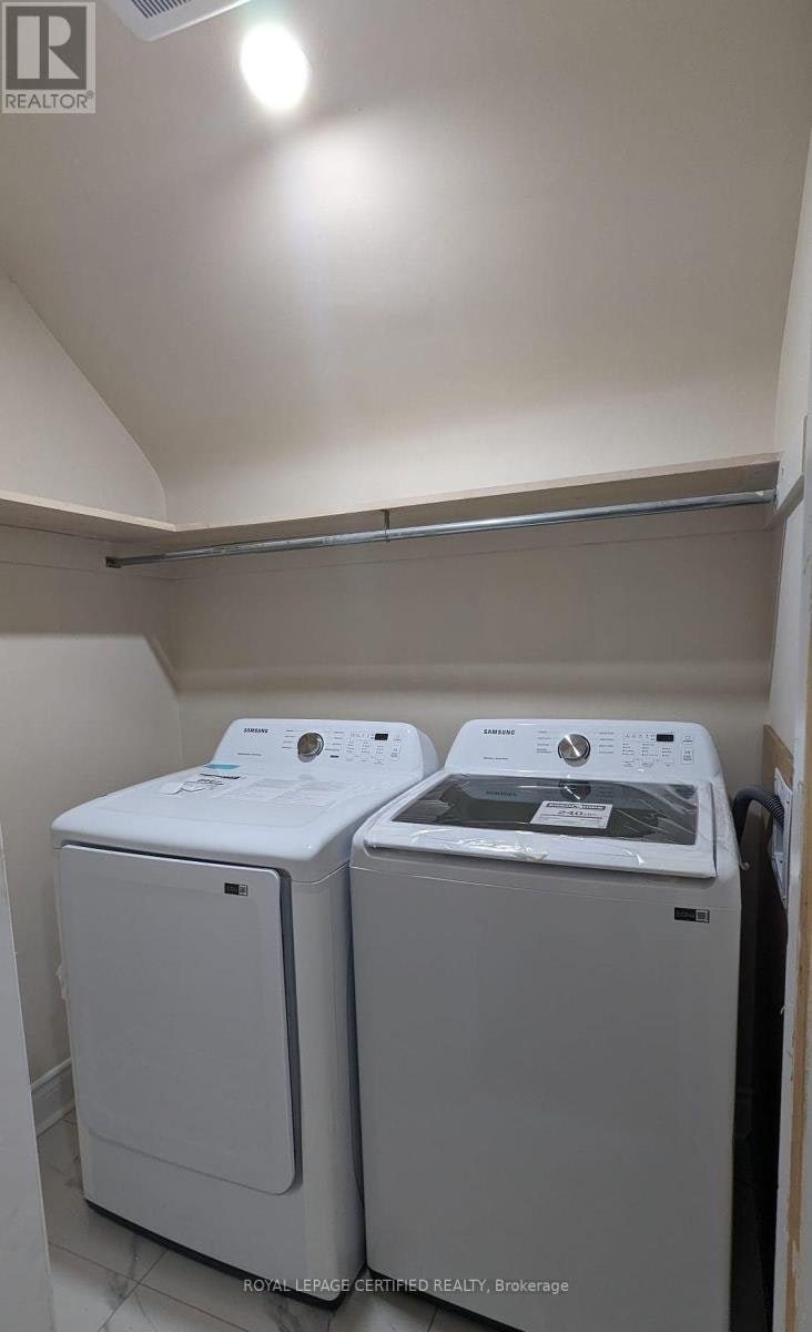 1468 Dundas Crescent, Mississauga, ON, L5C 1E9 - 6