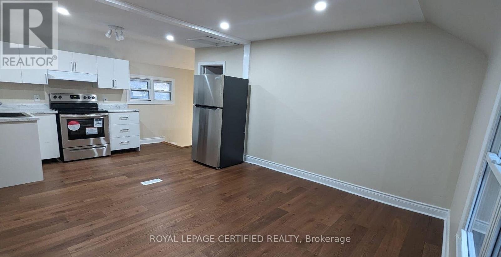 1468 Dundas Crescent, Mississauga, ON, L5C 1E9