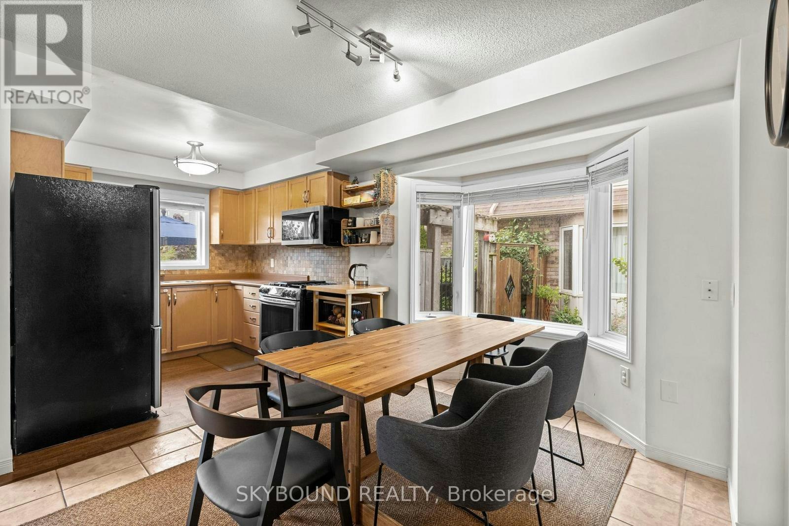 1296 Blanshard Drive, Burlington, ON, L7M 4S3 - 11