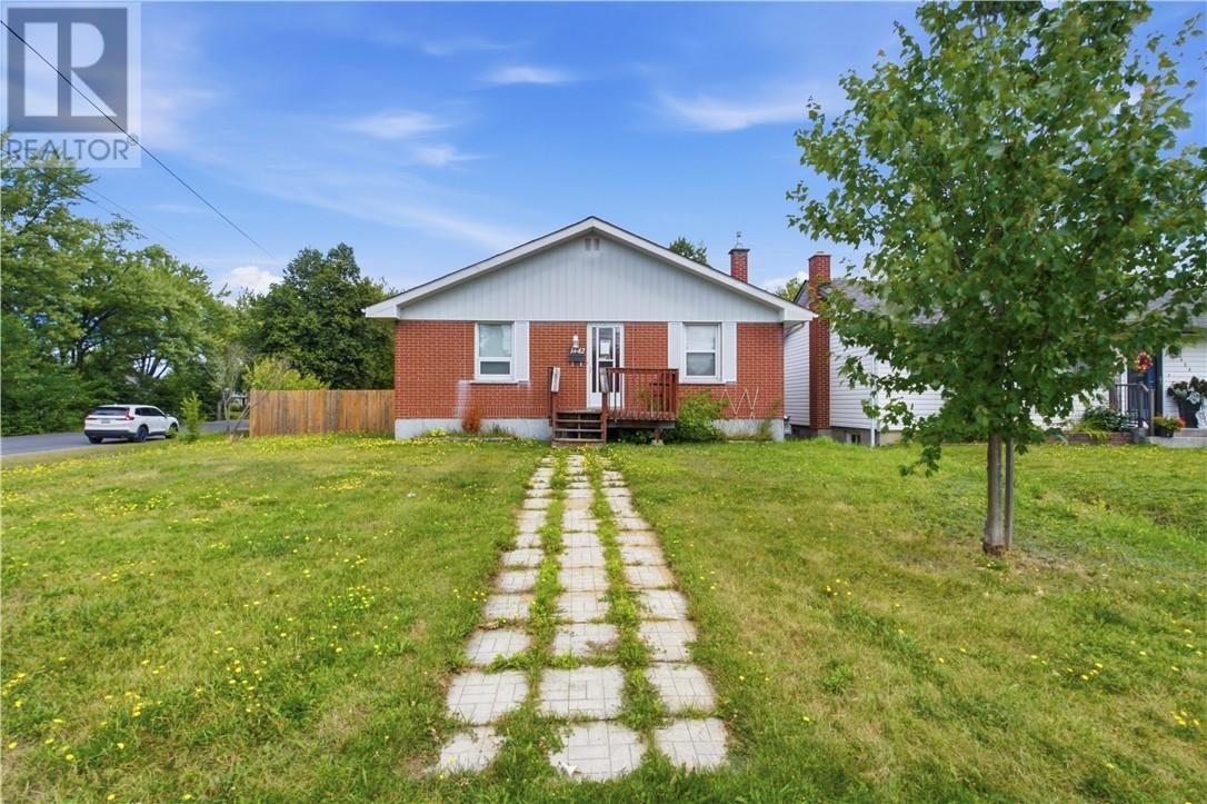 1442 Agincourt Avenue, Greater Sudbury, ON, P3A 3J9