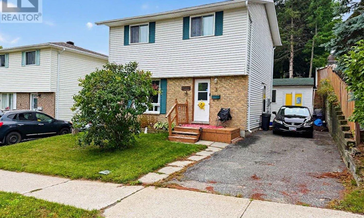 3 Stewart Crescent