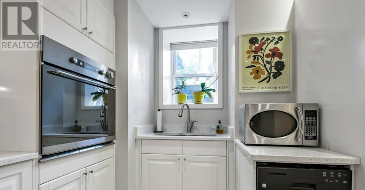 LOWER-17 Birdsall Avenue, Toronto, ON, M4R 2B7 - 9