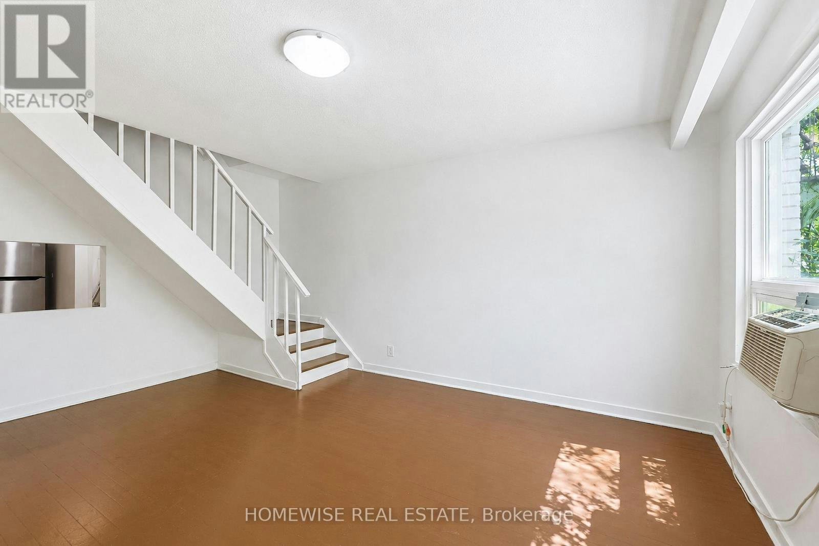 REAR-961A Eglinton Avenue, Toronto, ON, M6C 2C4 - 14