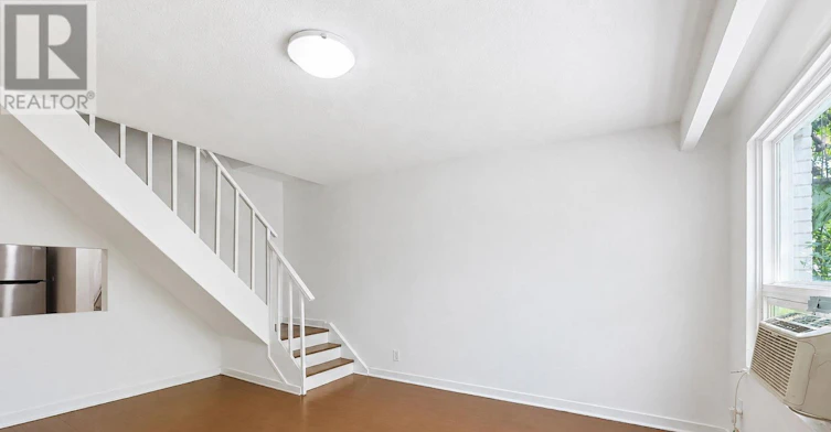 REAR-961A Eglinton Avenue, Toronto, ON, M6C 2C4 - 14