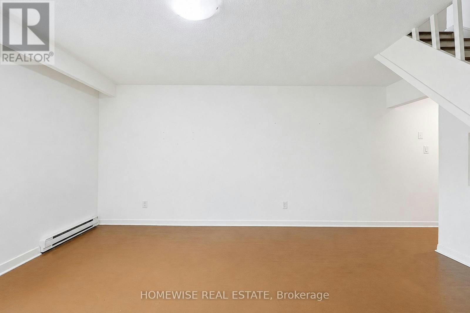REAR-961A Eglinton Avenue, Toronto, ON, M6C 2C4 - 15