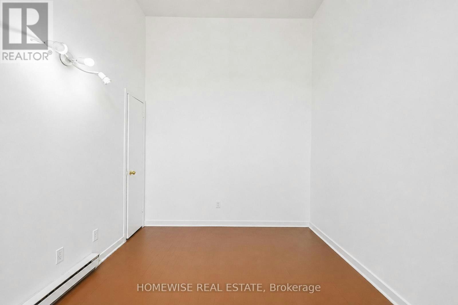 REAR-961A Eglinton Avenue, Toronto, ON, M6C 2C4 - 25