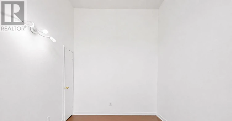 REAR-961A Eglinton Avenue, Toronto, ON, M6C 2C4 - 25