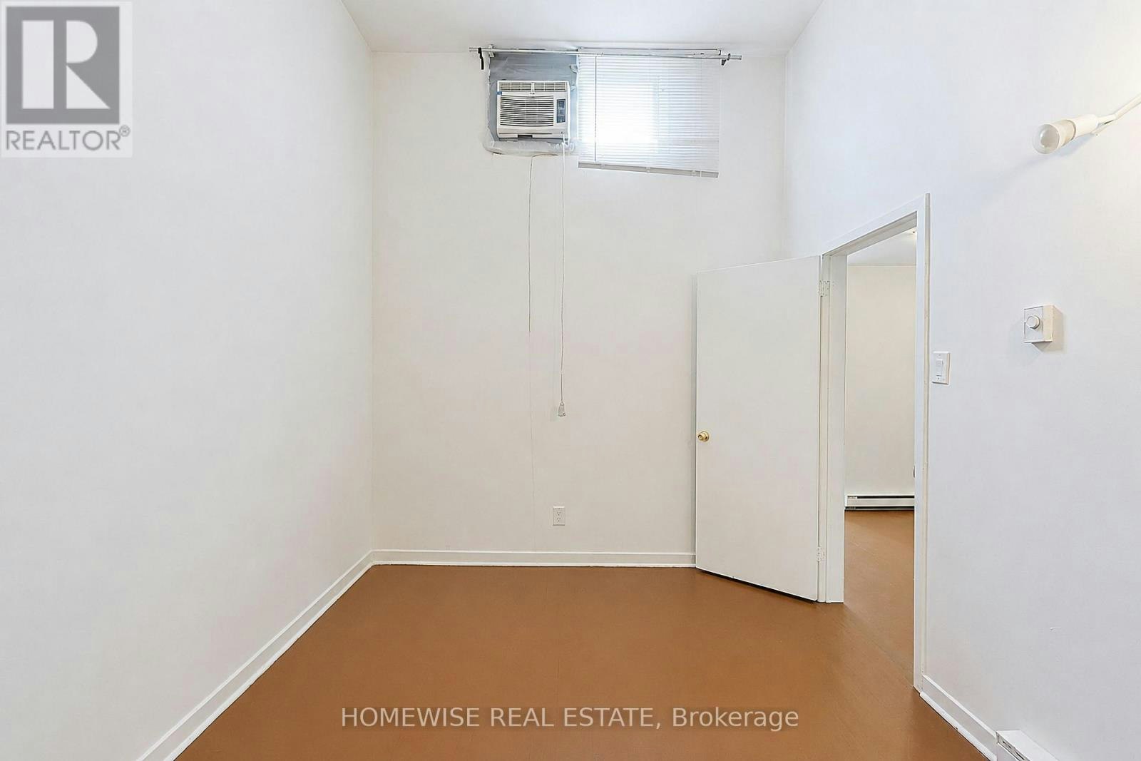 REAR-961A Eglinton Avenue, Toronto, ON, M6C 2C4 - 26