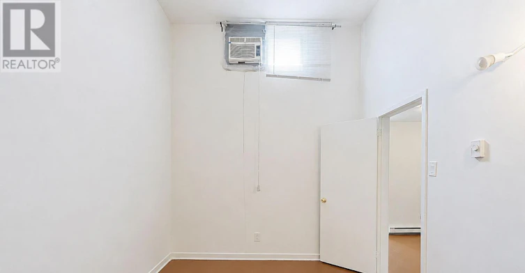 REAR-961A Eglinton Avenue, Toronto, ON, M6C 2C4 - 26