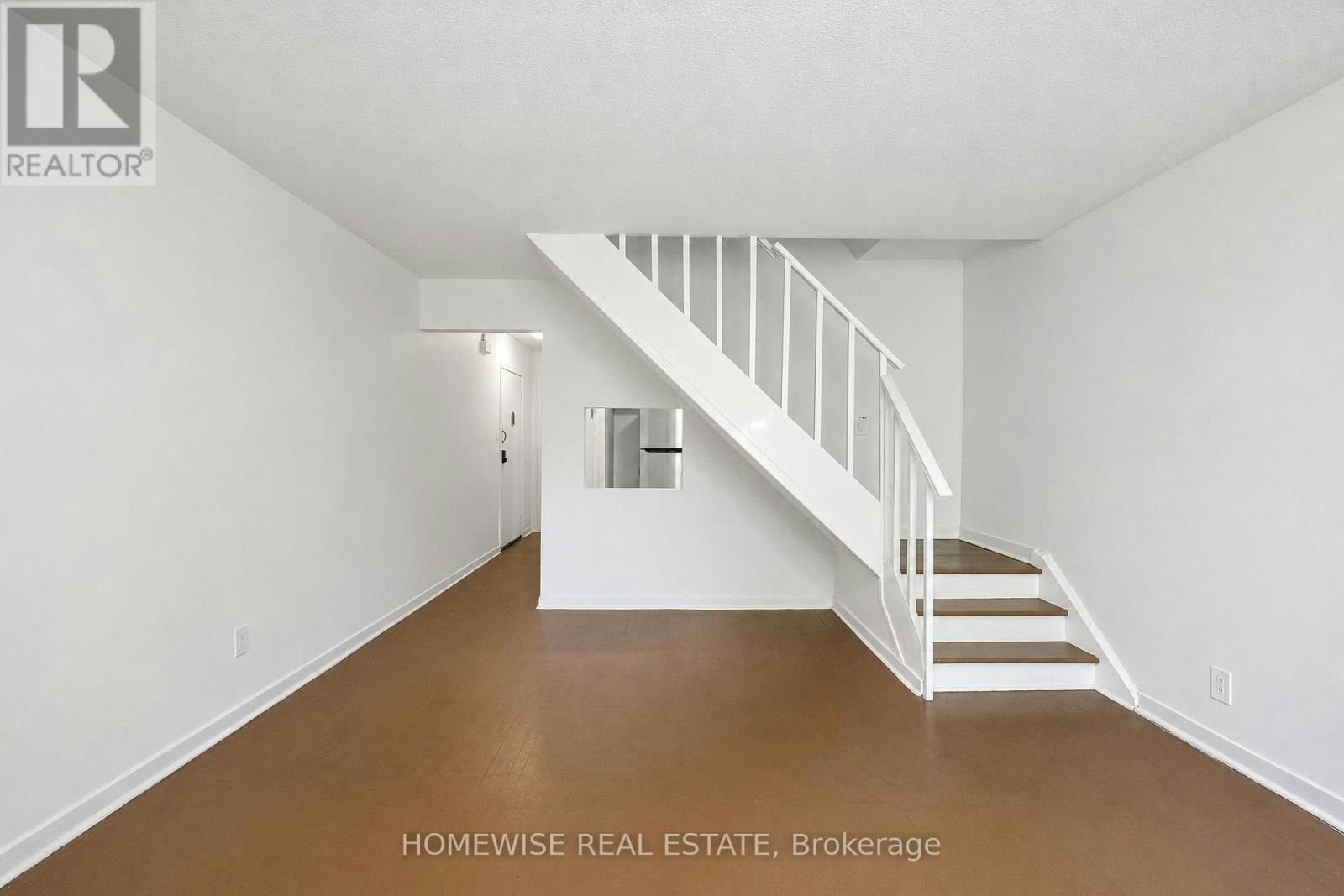 REAR-961A Eglinton Avenue, Toronto, ON, M6C 2C4 - 16