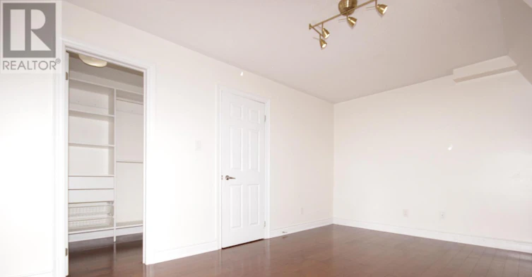 7 Slingsby Lane, Toronto, ON, M2N 0H7 - 19
