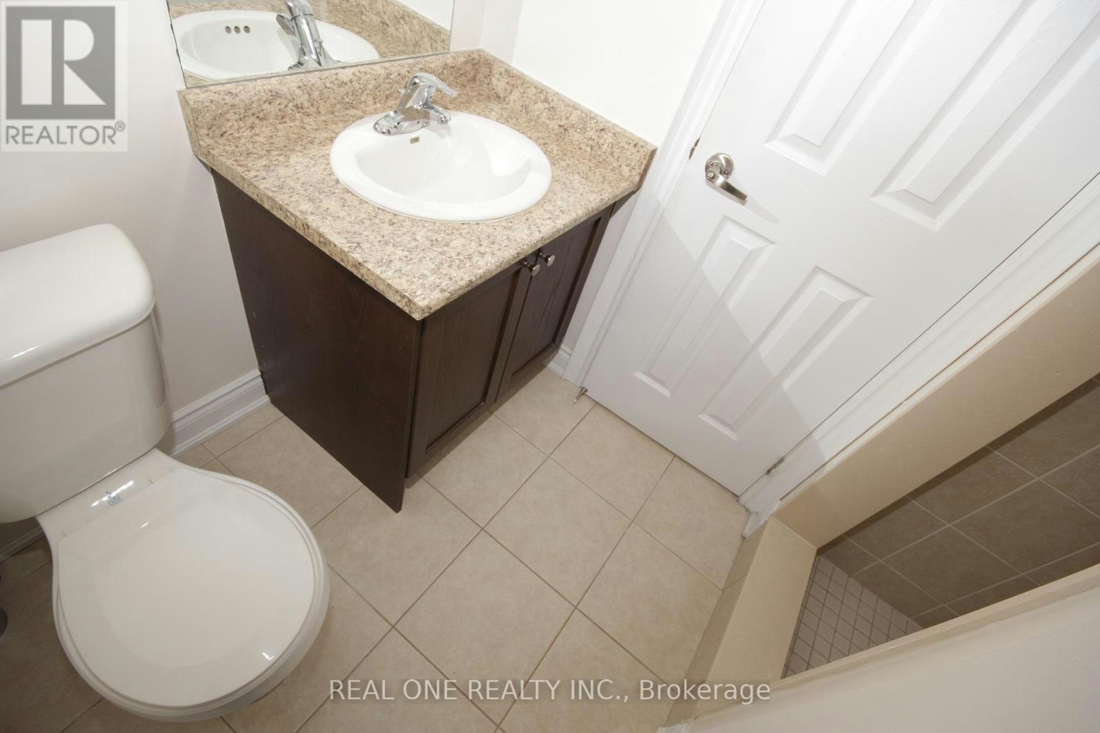 7 Slingsby Lane, Toronto, ON, M2N 0H7 - 14