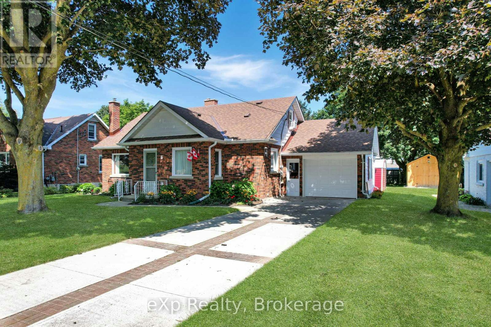 6 Johnstone Boulevard, Brockton, ON, N0G 2V0