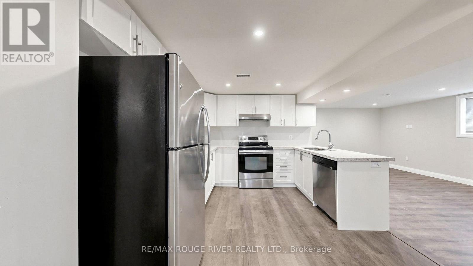 LOWER-46 Sunset Drive, Oshawa, ON, L1G 3L1 - 11