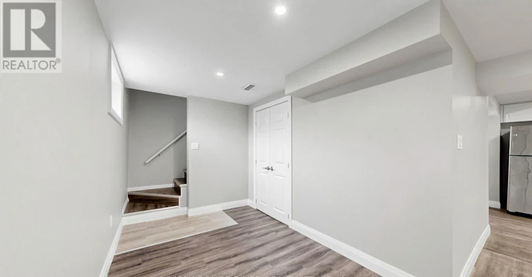 LOWER-46 Sunset Drive, Oshawa, ON, L1G 3L1 - 2