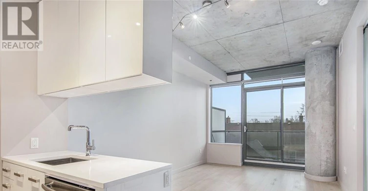 404-224 Lyon Street, Ottawa, ON, K1R 0C1 - 2