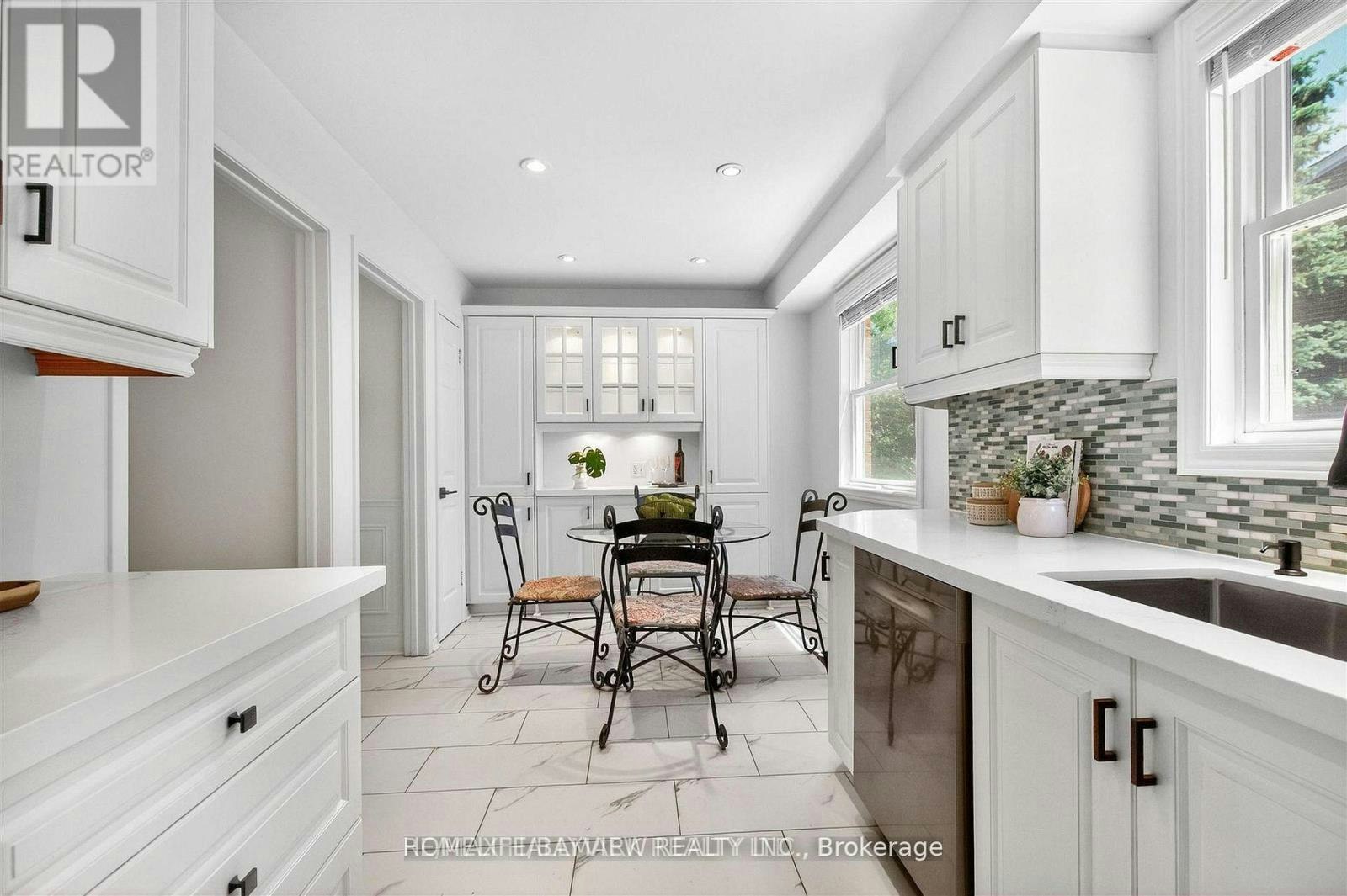13-27 Hyde Park Court, Markham, ON, L3T 4X8 - 16