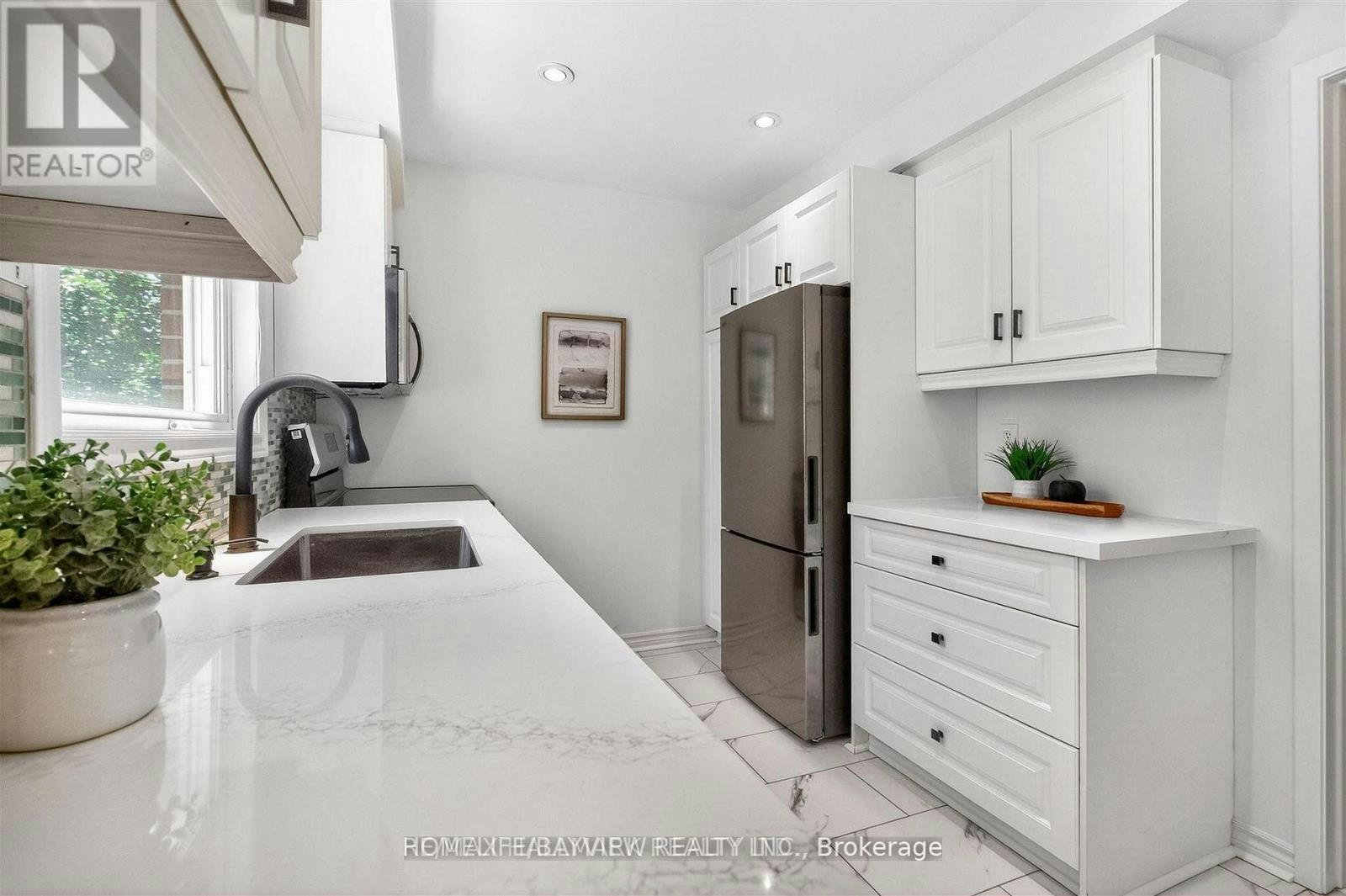 13-27 Hyde Park Court, Markham, ON, L3T 4X8 - 15