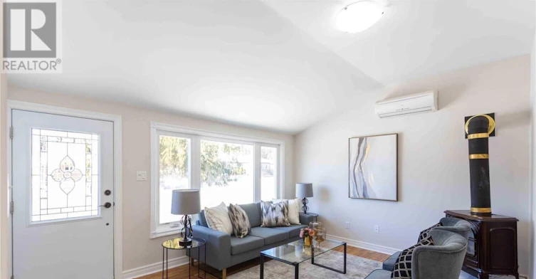 29 Balson Boulevard, Whitchurch-Stouffville, ON, L4A 7X3 - 2