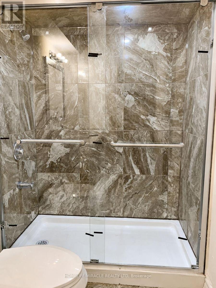 BASEMENT-15 Golderich Drive, Brampton, ON, L7A 5A7 - 7