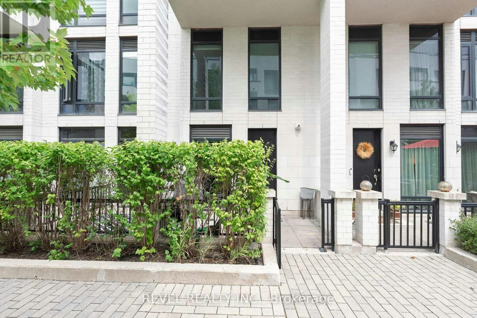 108-136 Widdicombe Hill Boulevard, Toronto, ON, M9R 0A9 - 3