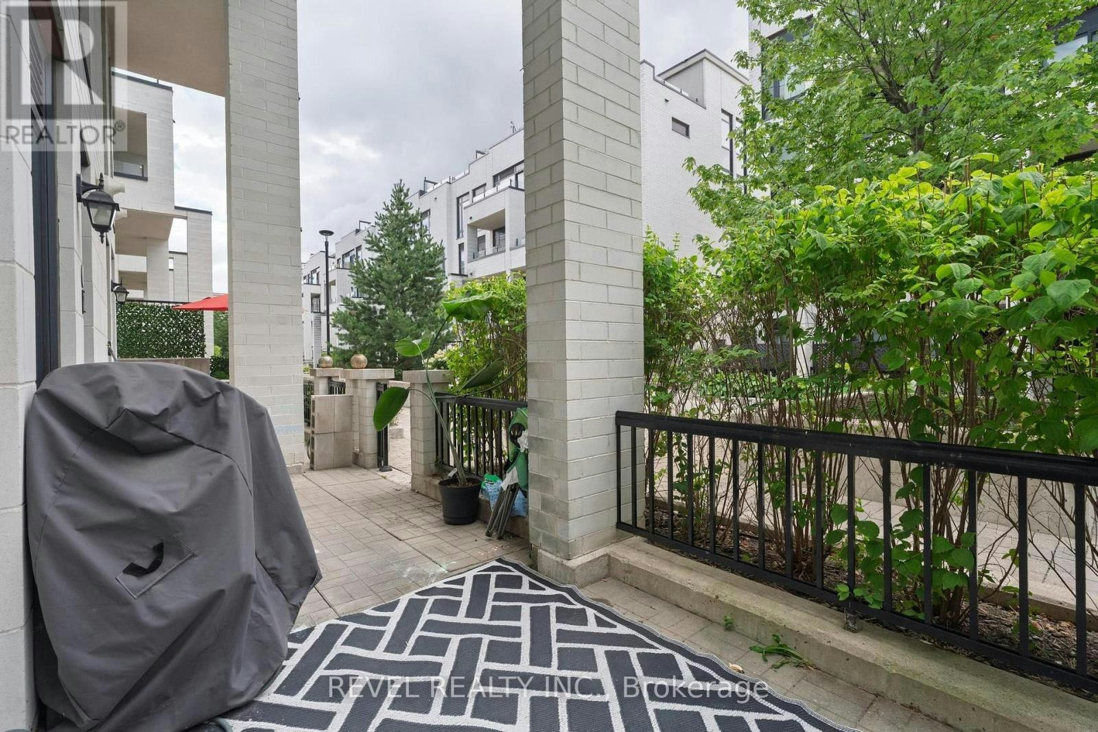 108-136 Widdicombe Hill Boulevard, Toronto, ON, M9R 0A9 - 8
