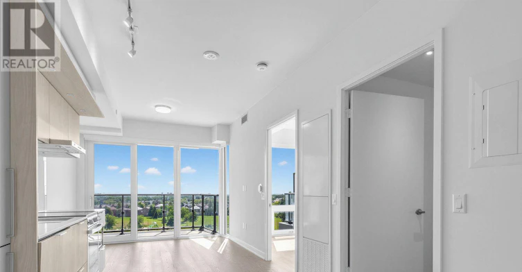 516-448 Burnhamthorpe Road W, Mississauga, ON, L5B 0R4 - 7