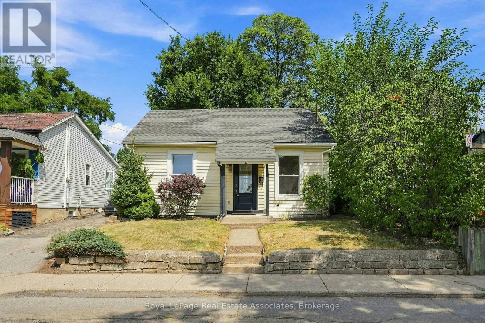 12 Nelson Street, Hamilton, ON, L8P 1G3