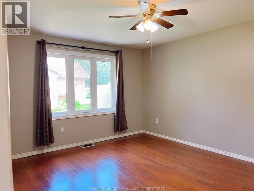 2620 Norfolk Street, Windsor, ON, N9E 4S4 - 9