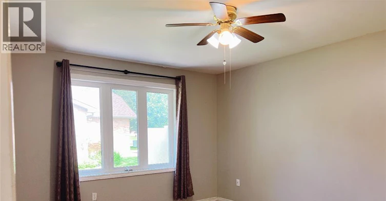 2620 Norfolk Street, Windsor, ON, N9E 4S4 - 9