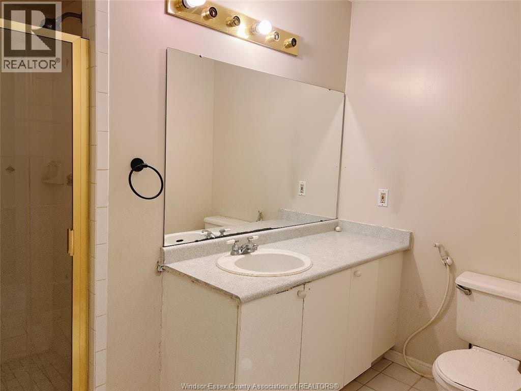 2620 Norfolk Street, Windsor, ON, N9E 4S4 - 6