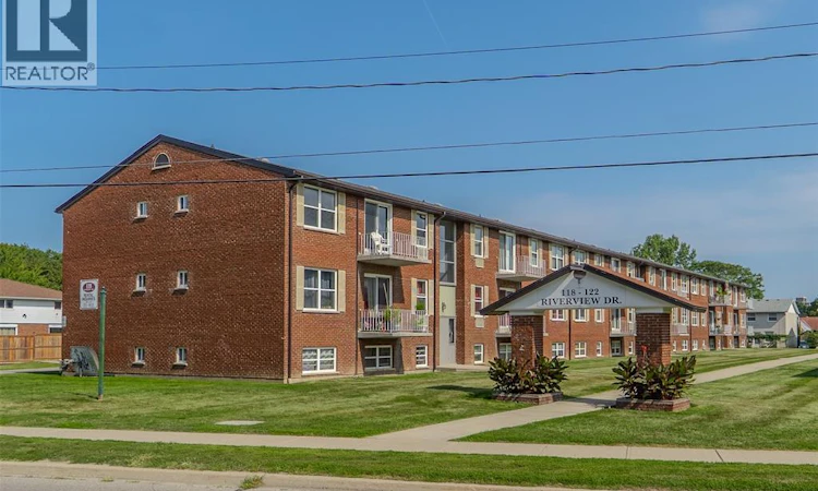 512-118 Riverview Drive