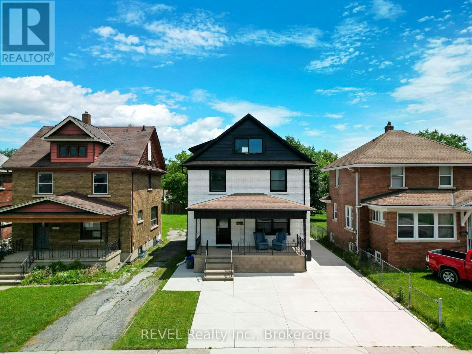 4830 Fourth Avenue, Niagara Falls, ON, L2E 4P1