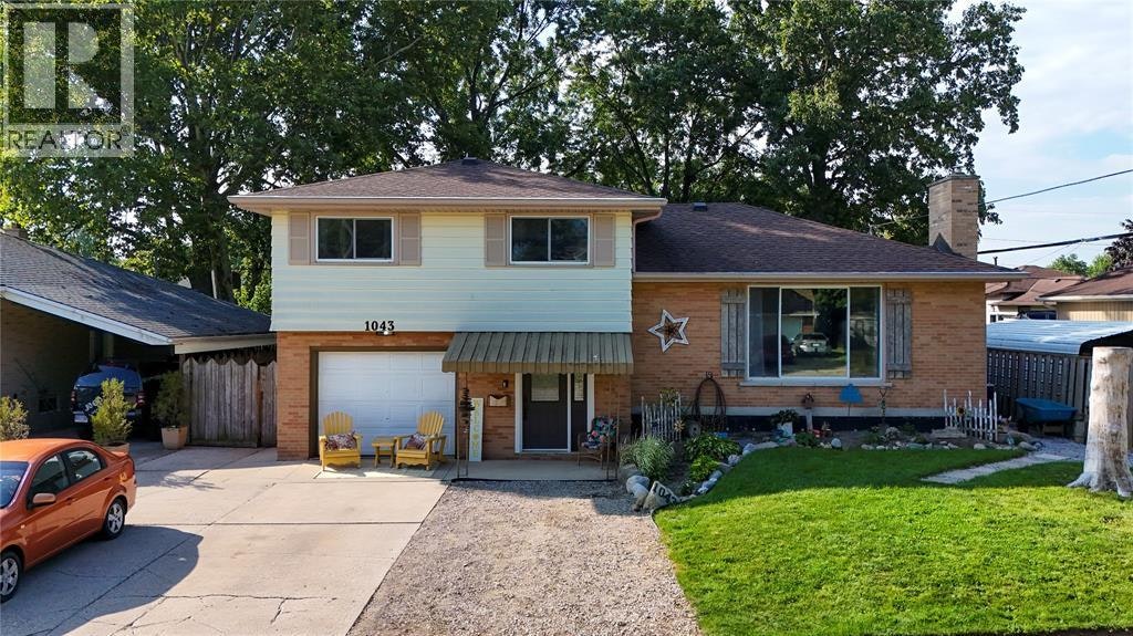 1043 Talfourd Street, Sarnia, ON, N7S 1C7