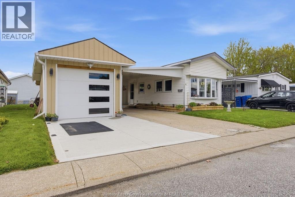 4 Malden Hill, Amherstburg, ON, N9V 3E1