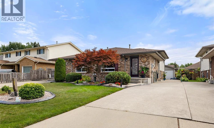 12705 Horwood Crescent