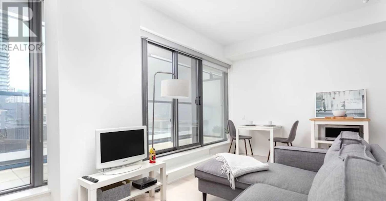 712-60 Colborne Street, Toronto, ON, M5E 1E3 - 2