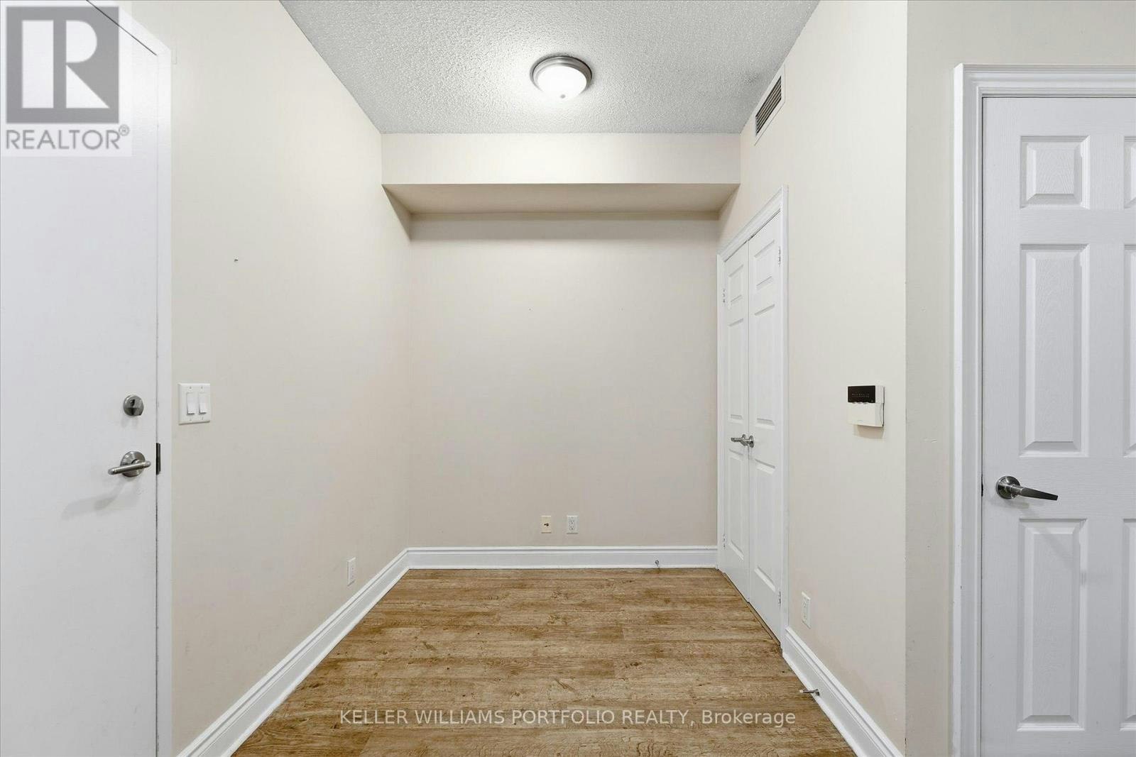 133-33 Cox Boulevard, Markham, ON, L3R 8A6 - 3