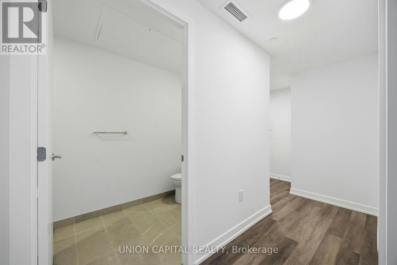 1102-5 Meadowdale Road, Toronto, ON, L4K 0C7 - 4