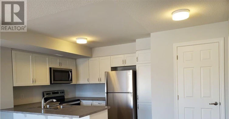 719 Rouncey Road, Ottawa, ON, K2S 1B6 - 3