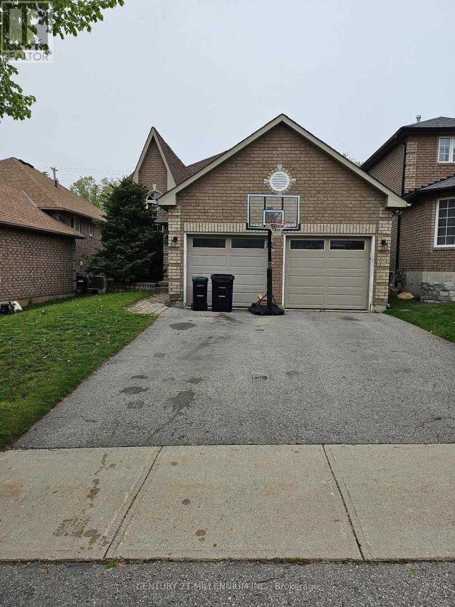 89 Masters Drive, Barrie, ON, L4M 6W8