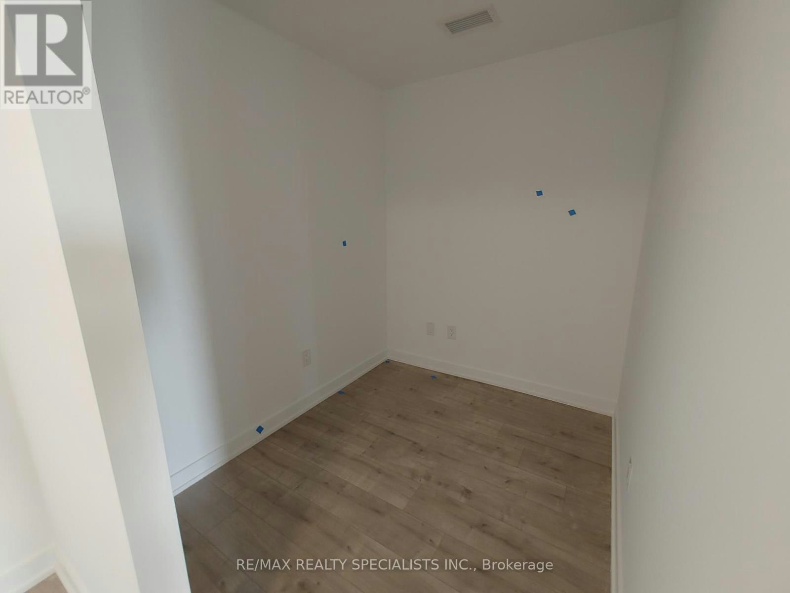 1302-220 Missinnihe Way, Mississauga, ON, L5H 0A9 - 5