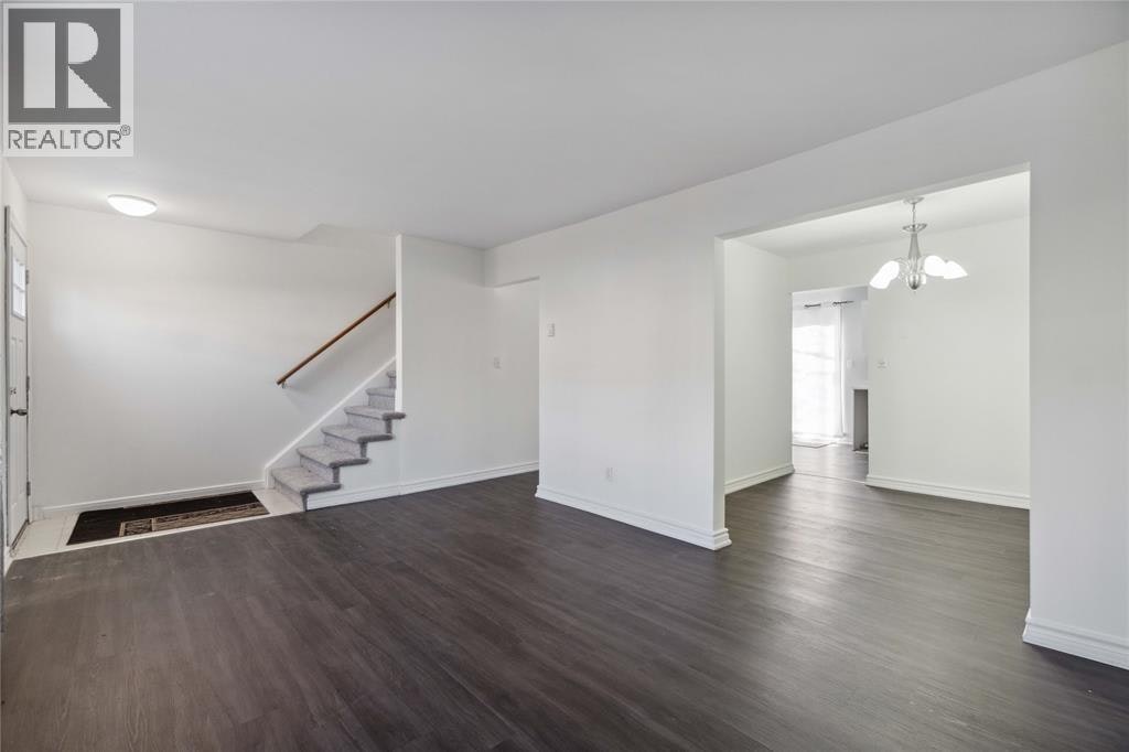 3-885 Carleton Place, Sarnia, ON, N7T 3V8 - 3