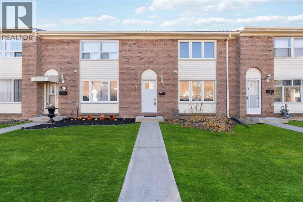 3-885 Carleton Place, Sarnia, ON, N7T 3V8