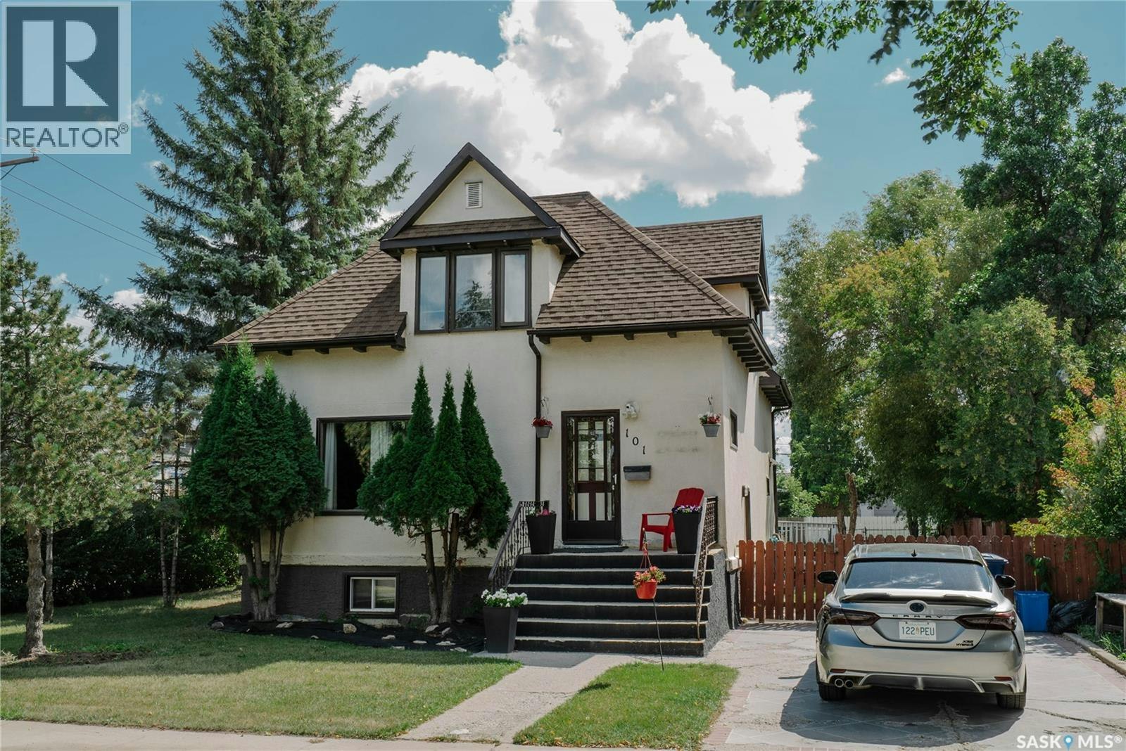 101 106th Street W, Saskatoon, SK, S7N 1N4