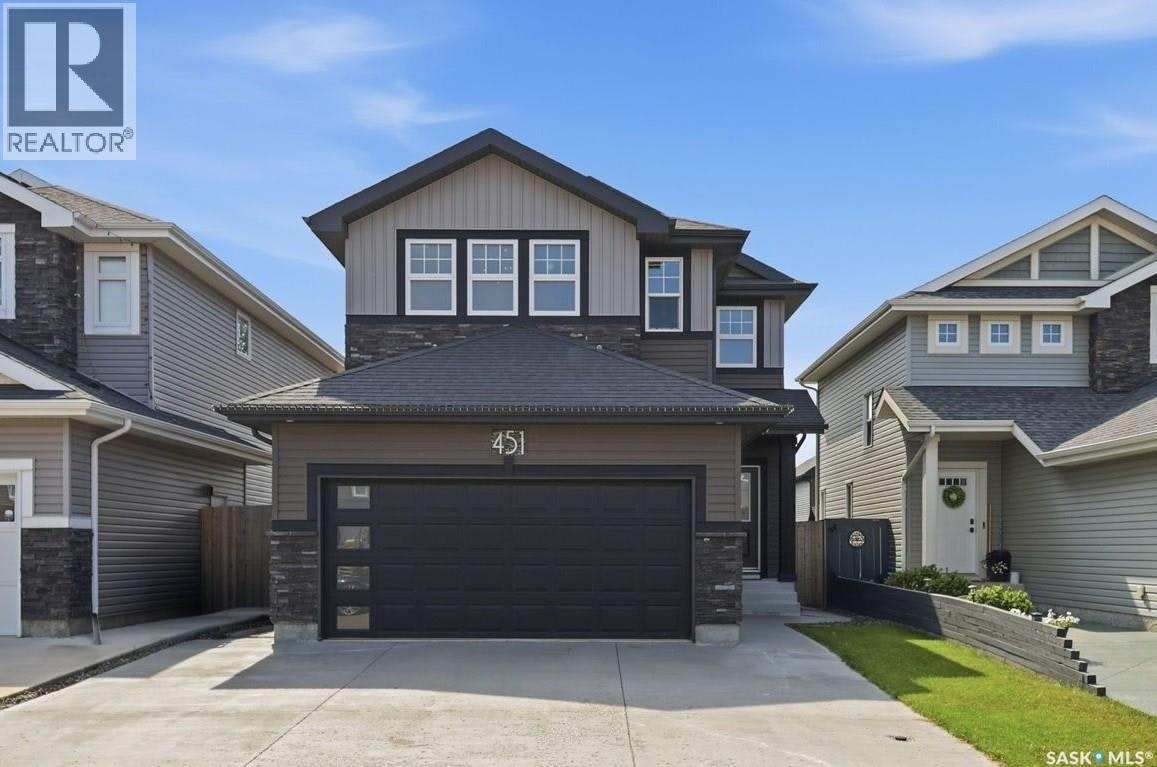 451 Veltkamp Crescent, Saskatoon, SK, S7T 0S1
