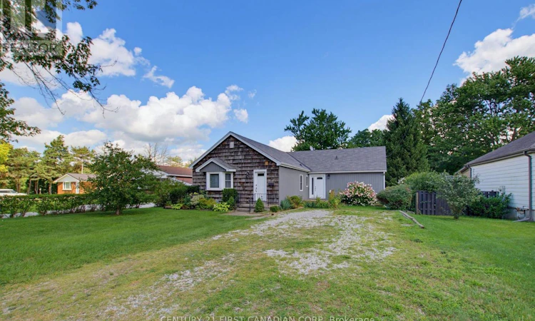 444 Forest Lawn Avenue