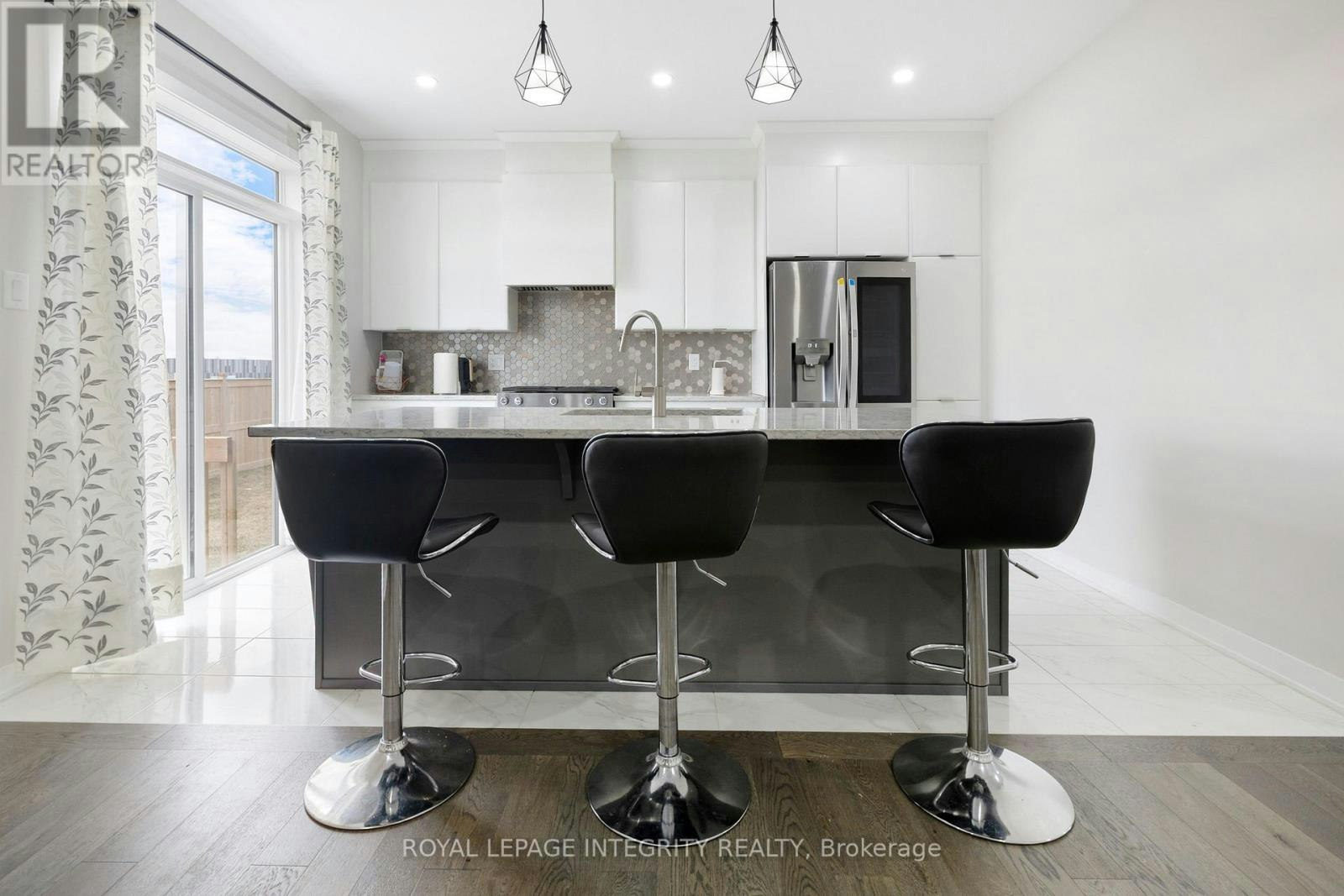 324 Appalachian Circle, Manotick, ON, K2J 6X3 - 5