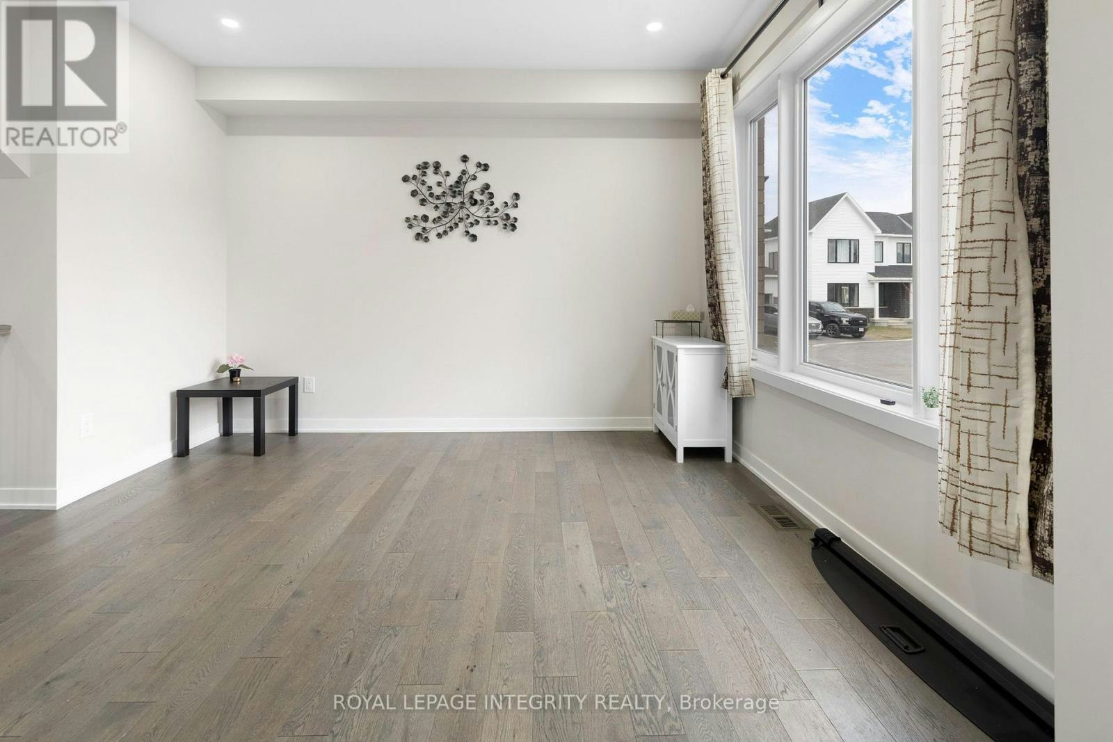 324 Appalachian Circle, Manotick, ON, K2J 6X3 - 2