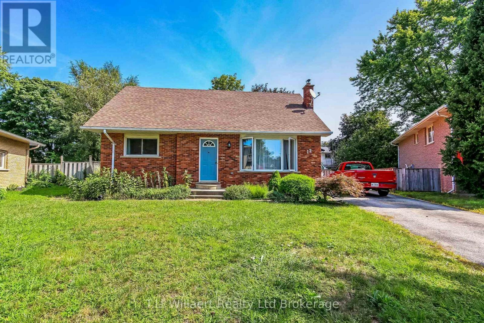 12 Alba Avenue, Tillsonburg, ON, N4G 4K1